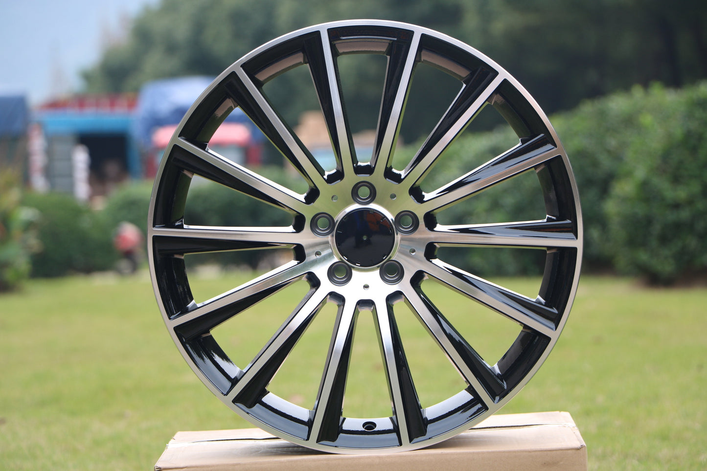 22" Multispoke Style Wheels fits Mercedes Benz CL500 CL550 CL65 CLS350 CLS550 CLS63 CLS65 E300 E350 E53 E550 E63 E65 GL350 GL450 GL550 GLE350 GLE450 GLE53 GLE580 GLS350 GLS450 GLS63 ML350 ML450 ML500 ML550 S450 S500 S550 S580 S600 S63 S65