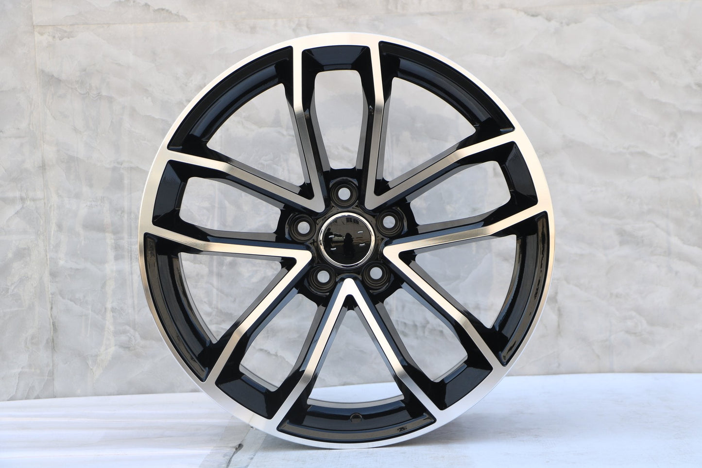 18" Wheels fits Audi A3 A4 A5 A6 A7 A8 Q3 Q5 RS3 RS5 RS6 RS7 S3 S4 S5 S6 S7 S8 SQ5 TT