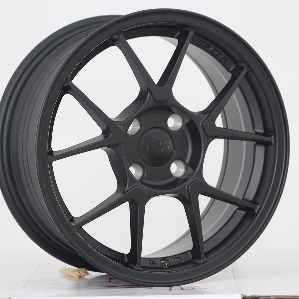 
                      
                        15" TC005 Style Wheels
                      
                    