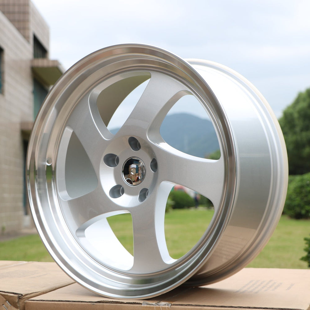 
                      
                        15" Whistler Style Wheels
                      
                    