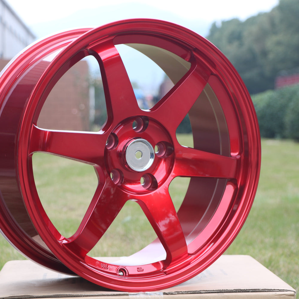 
                      
                        18" TE37 Style Wheels
                      
                    