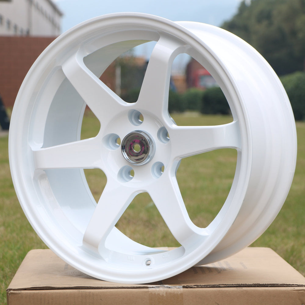 
                      
                        15" TE37 Style Wheels
                      
                    