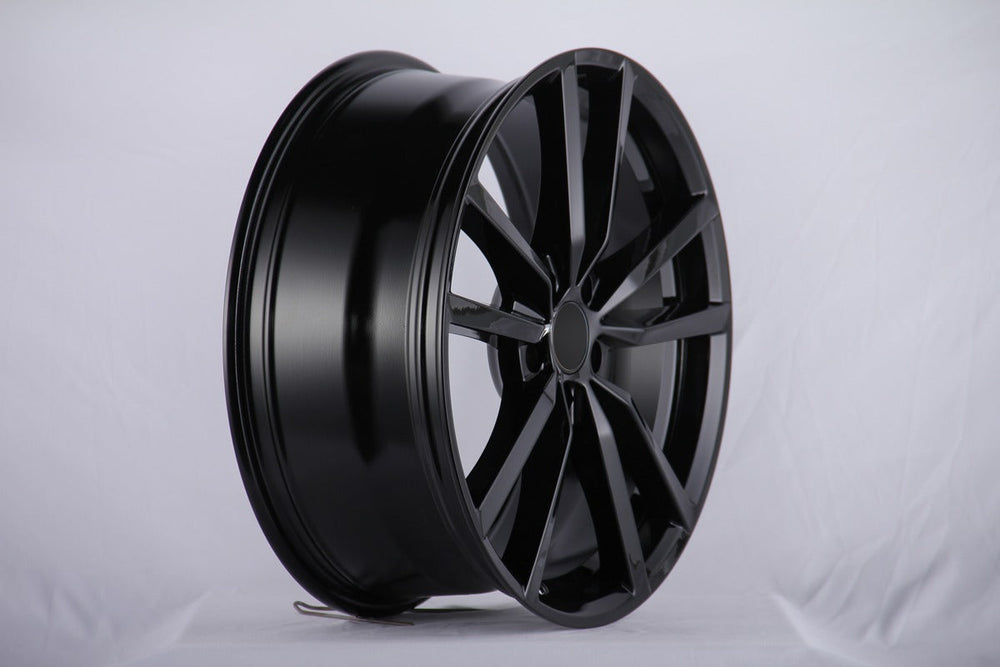 
                      
                        17" IPW 600 Wheels
                      
                    