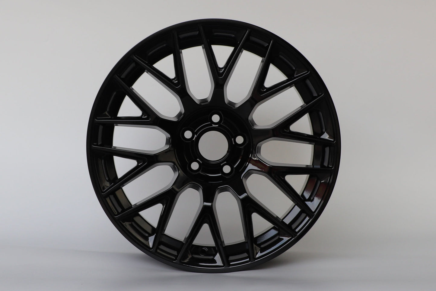 18" Wheels fits Mercedes Benz C180 C250 C300 C350 C400 CLA250 CLA43 E300 E350 E550 S350 S400 S450 S500 S550 S600 S63